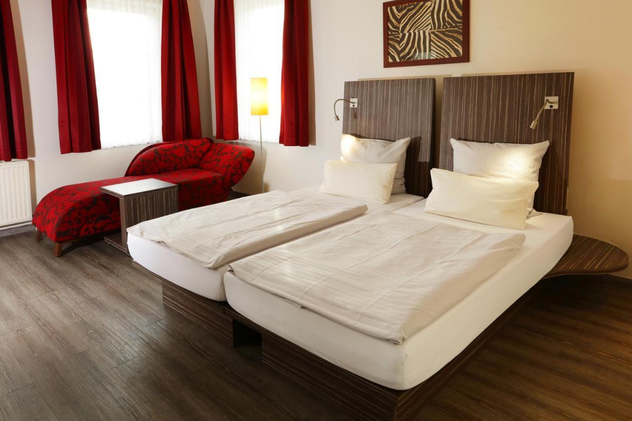Gieschens Hotel Ахим Екстериор снимка